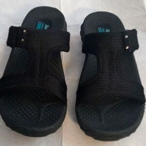 Skechers reggae sandal black size 8